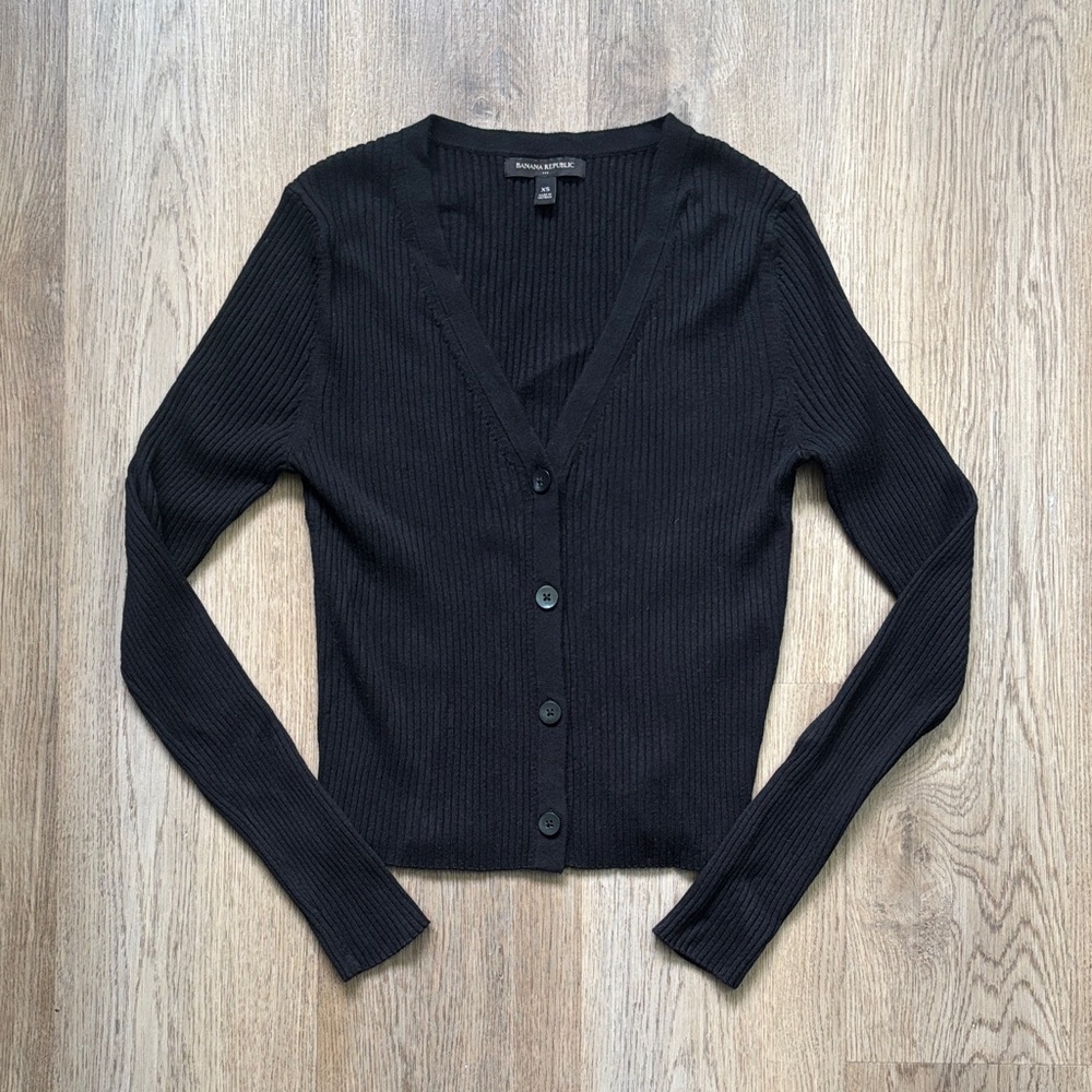 Banana Republic Ribbed Black Button-Up Women's Cardigan